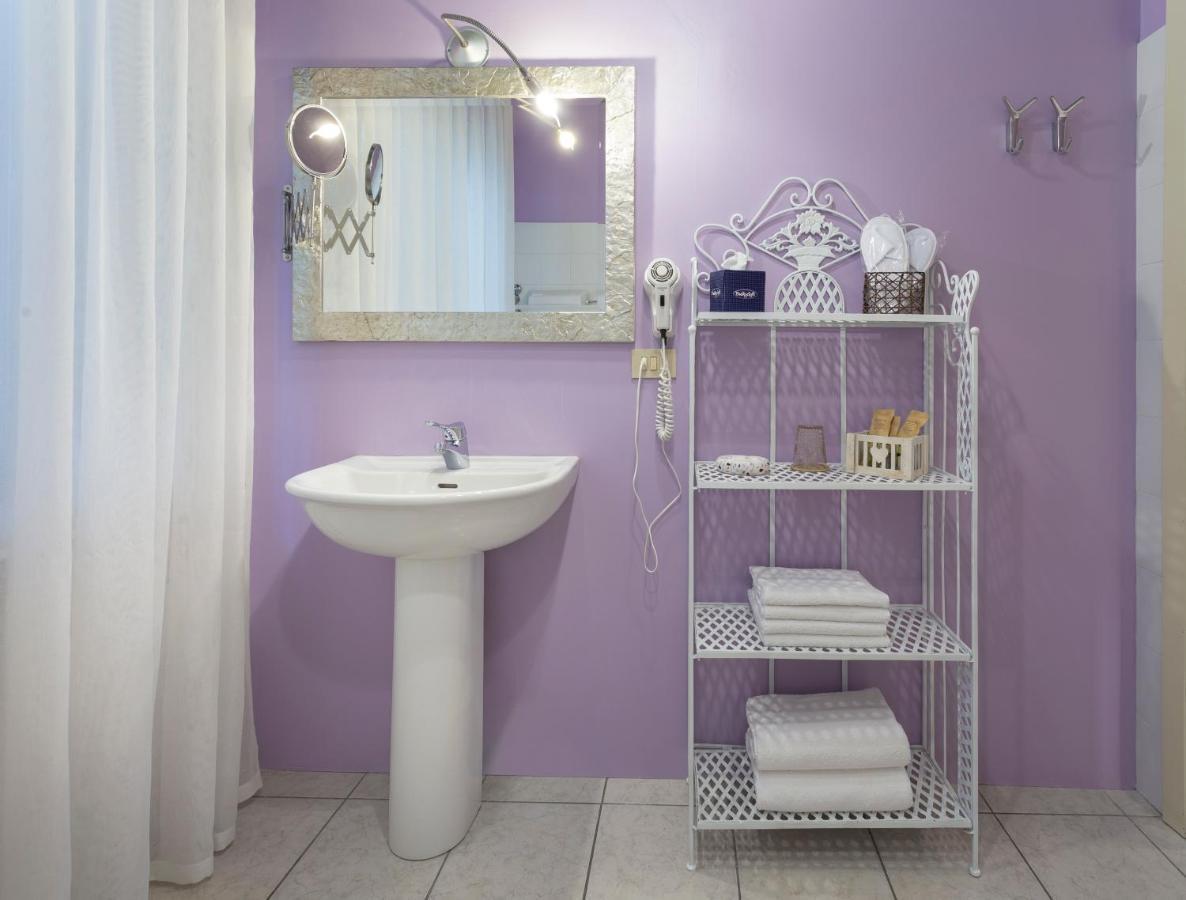 B&B Maison Biagetti Santarcangelo di Romagna Bagian luar foto