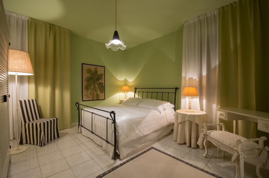 B&B Maison Biagetti Santarcangelo di Romagna Ruang foto